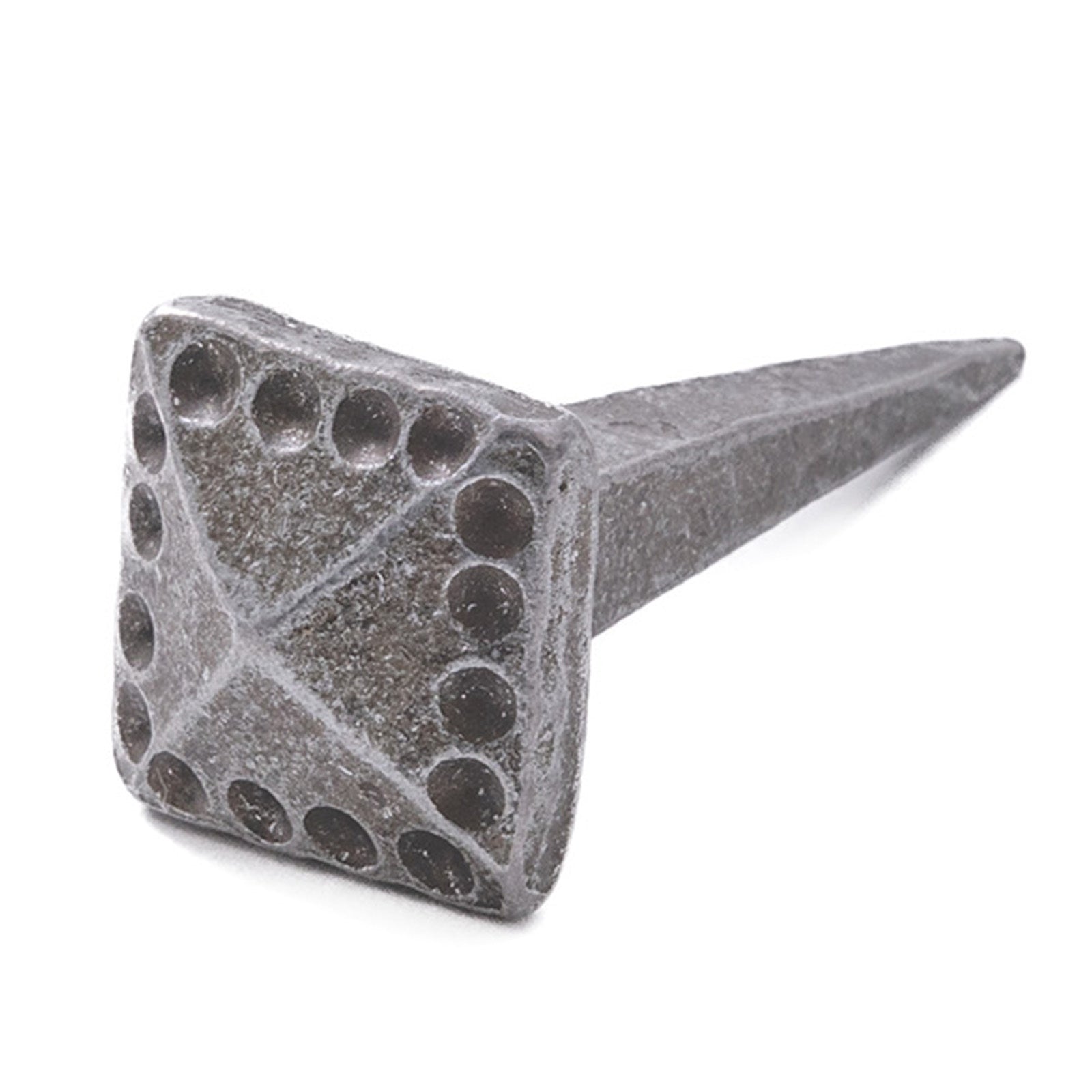 Wrought iron nail 17 x 17 mm | Pyramidal